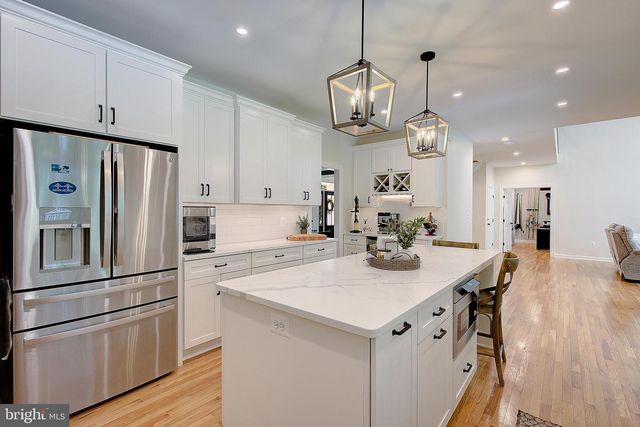 2322 PATUXENT RIVER RD, Gambrills, MD 21054