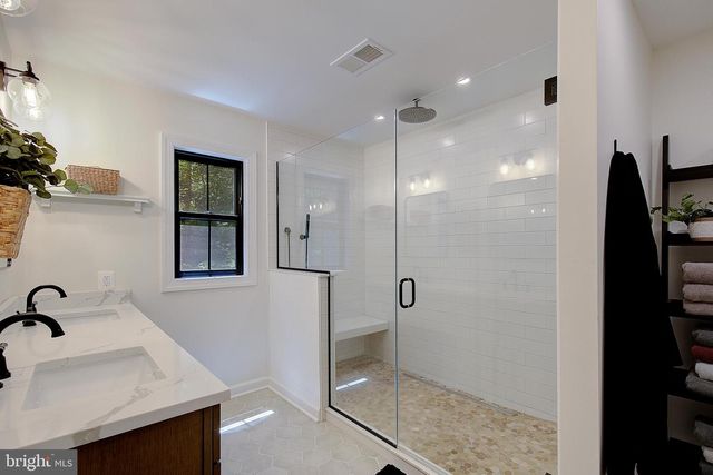2322 PATUXENT RIVER RD, Gambrills, MD 21054
