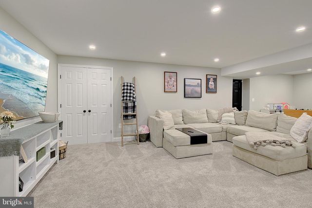 2322 PATUXENT RIVER RD, Gambrills, MD 21054