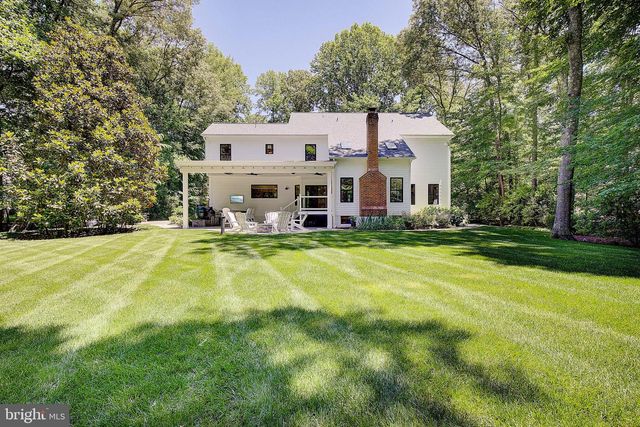 2322 PATUXENT RIVER RD, Gambrills, MD 21054