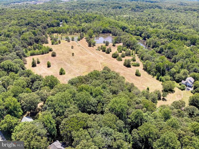 2322 PATUXENT RIVER RD, Gambrills, MD 21054