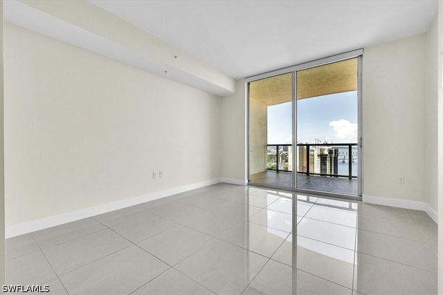 3000 Oasis Grand BLVD 2802, Fort Myers, FL 33916