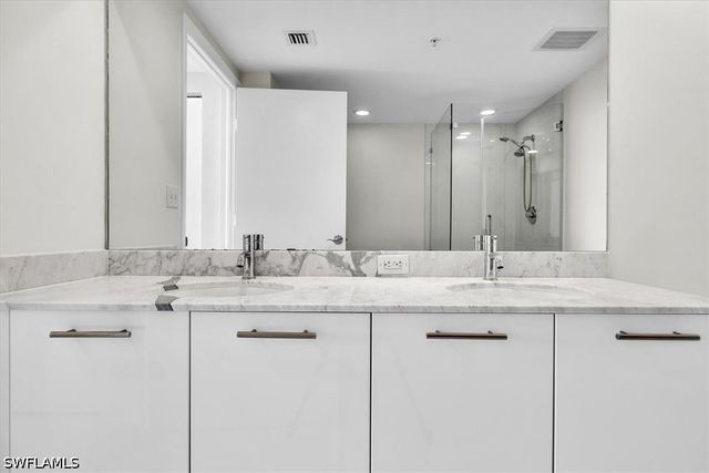 3000 Oasis Grand BLVD 2802, Fort Myers, FL 33916