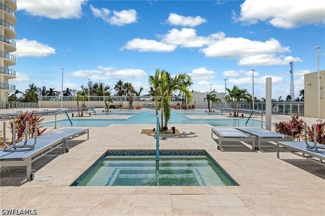 3000 Oasis Grand BLVD 2802, Fort Myers, FL 33916