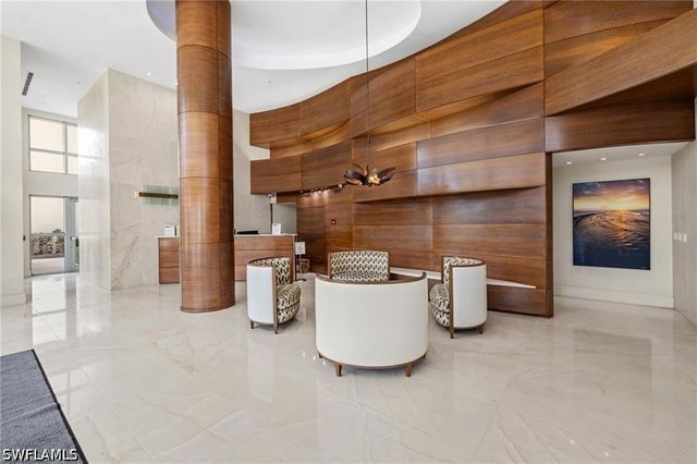 3000 Oasis Grand BLVD 2802, Fort Myers, FL 33916