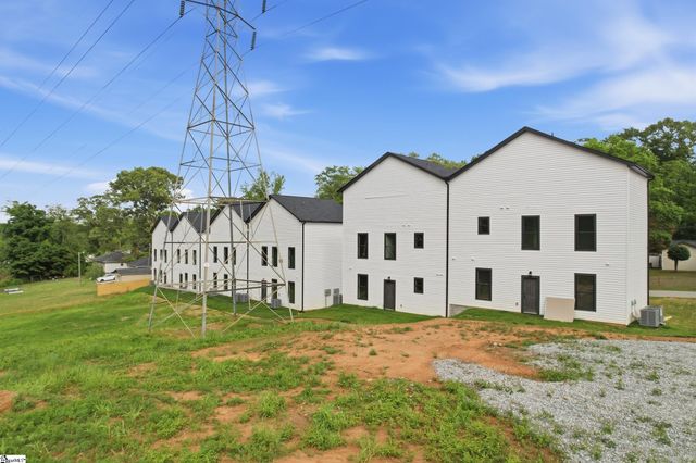 52 Lily Street, Greenville, SC 29617