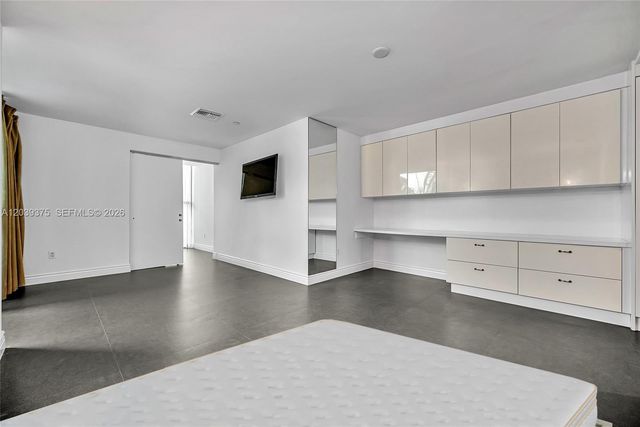 2950 NE 188th Street 303, Aventura, FL 33180