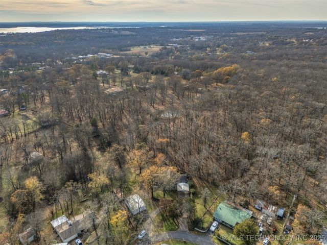 33960 Eagle Circle, Wagoner, OK 74467