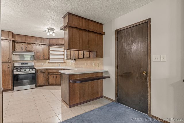 33960 Eagle Circle, Wagoner, OK 74467