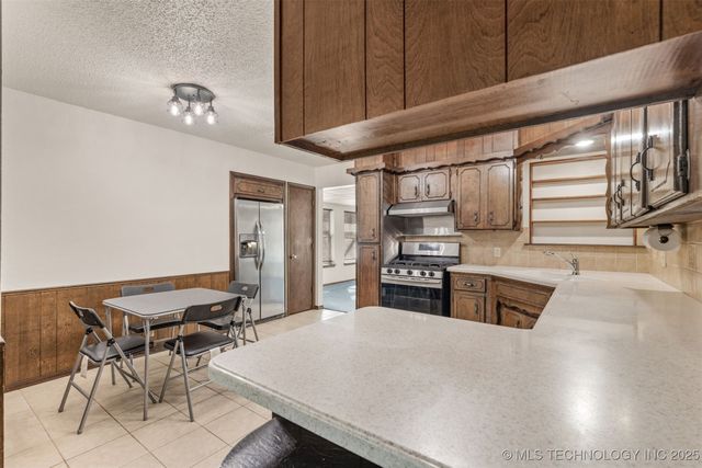 33960 Eagle Circle, Wagoner, OK 74467