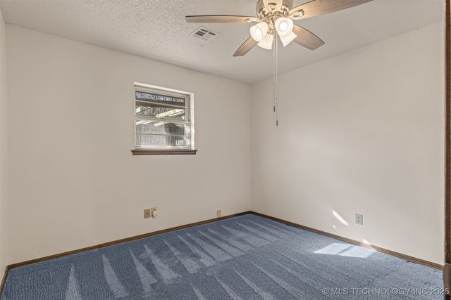 33960 Eagle Circle, Wagoner, OK 74467