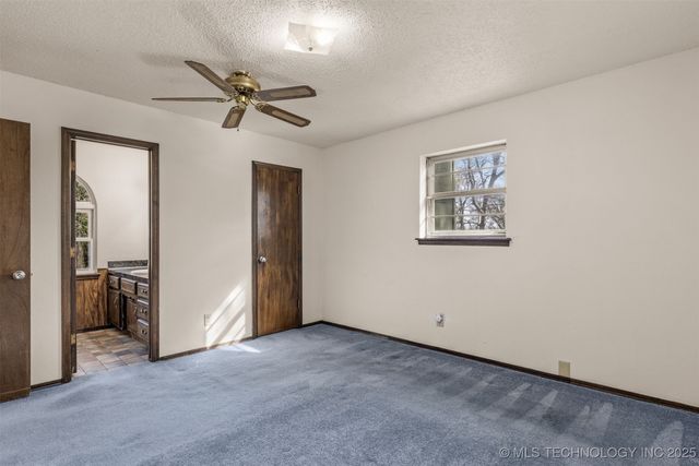 33960 Eagle Circle, Wagoner, OK 74467