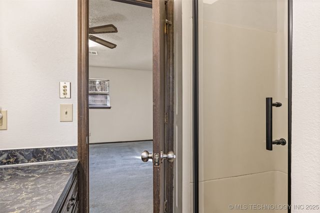 33960 Eagle Circle, Wagoner, OK 74467