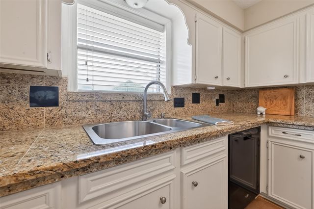 2026 Point Clear Court, Missouri City, TX 77459