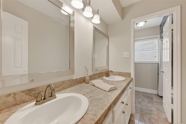 2026 Point Clear Court, Missouri City, TX 77459