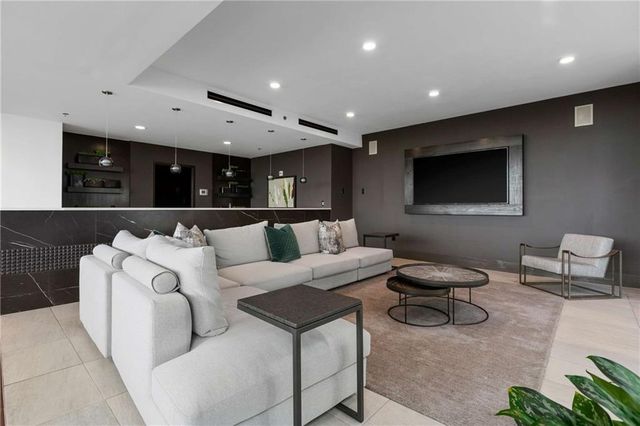 855 Peachtree Street NE 1109, Atlanta, GA 30308