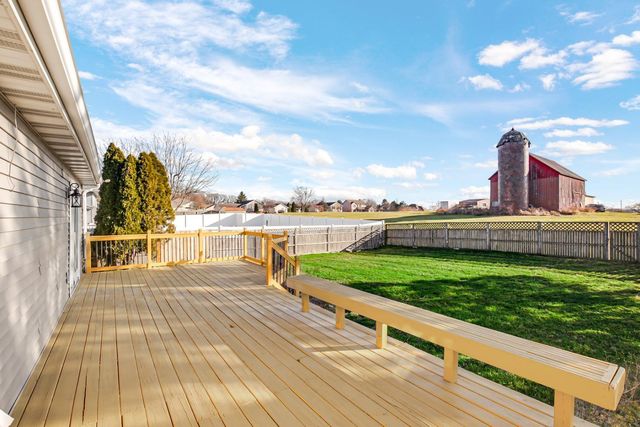 5027 Teal Terrace, Schererville, IN 46375