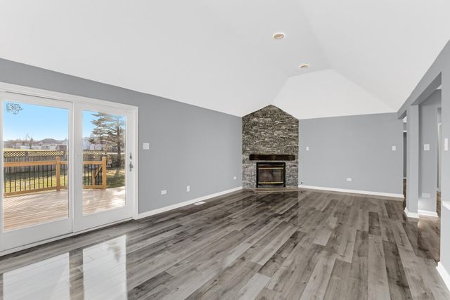 5027 Teal Terrace, Schererville, IN 46375