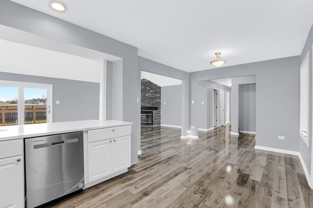 5027 Teal Terrace, Schererville, IN 46375