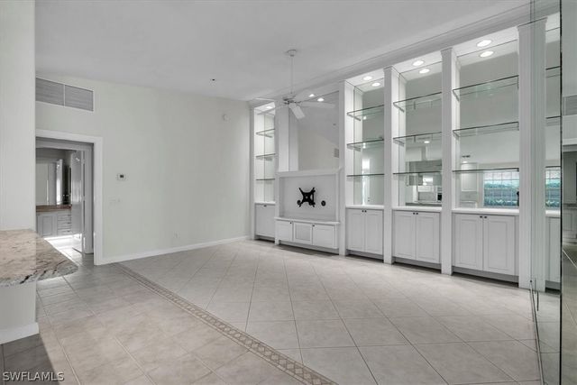 5065 Ventura CT, Naples, FL 34109