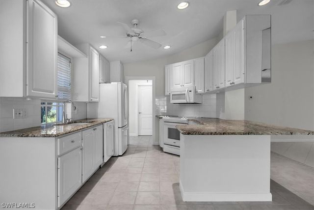 5065 Ventura CT, Naples, FL 34109