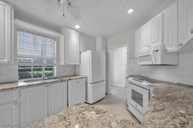 5065 Ventura CT, Naples, FL 34109