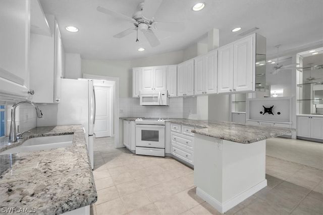 5065 Ventura CT, Naples, FL 34109