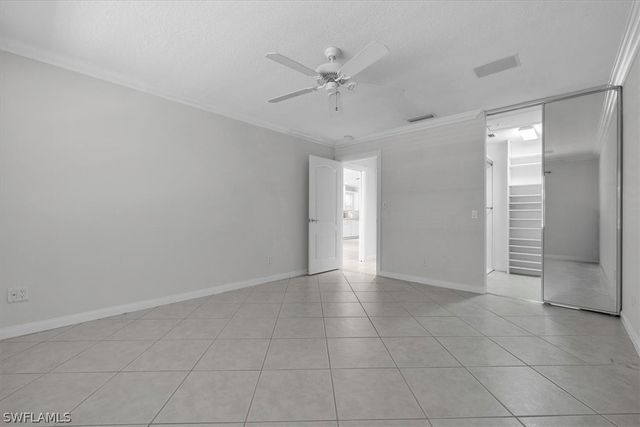 5065 Ventura CT, Naples, FL 34109