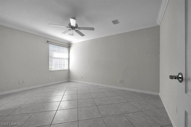 5065 Ventura CT, Naples, FL 34109