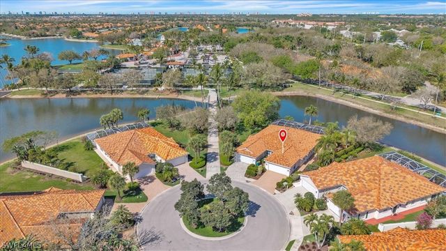 5065 Ventura CT, Naples, FL 34109