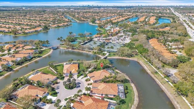 5065 Ventura CT, Naples, FL 34109