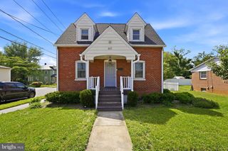601 GRAY AVE, Winchester, VA 22601