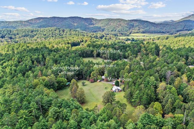 167 Halls Hidden Cove, Suches, GA 30572