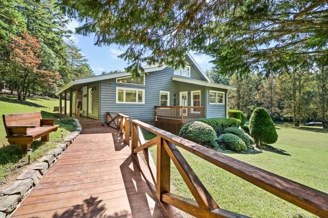 167 Halls Hidden Cove, Suches, GA 30572