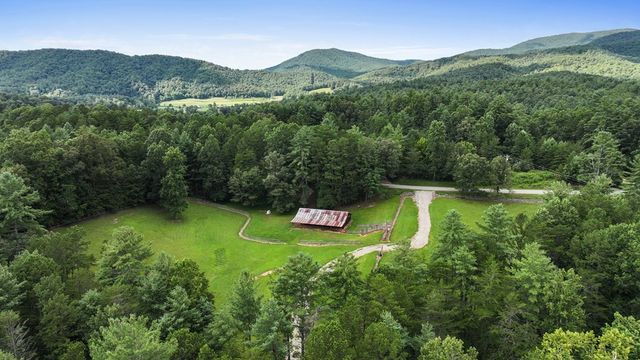 167 Halls Hidden Cove, Suches, GA 30572