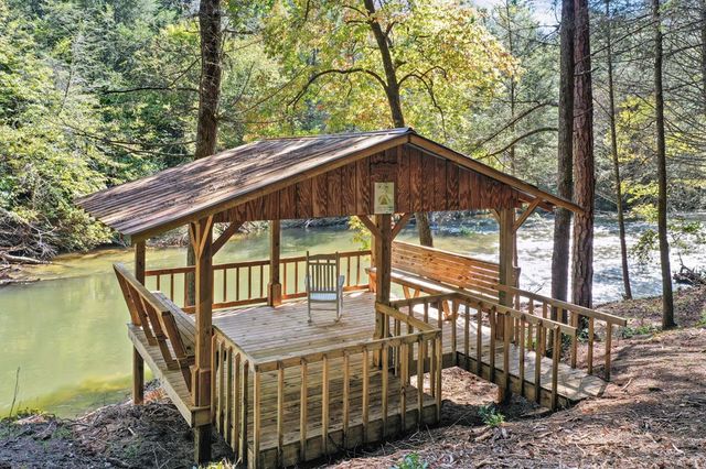 167 Halls Hidden Cove, Suches, GA 30572