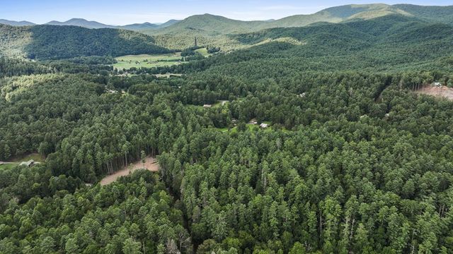 167 Halls Hidden Cove, Suches, GA 30572
