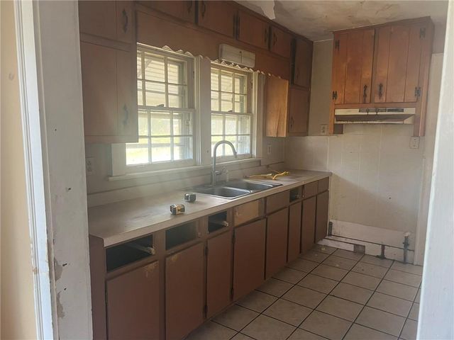3273 N. Fulton Ave, Hapeville, GA 30354