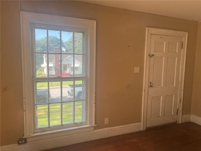 3273 N. Fulton Ave, Hapeville, GA 30354