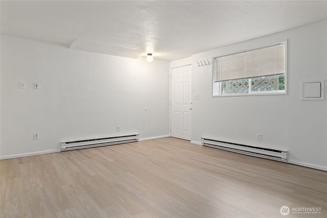 6110 8th Avenue NW, Seattle, WA 98107