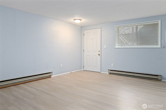 6110 8th Avenue NW, Seattle, WA 98107
