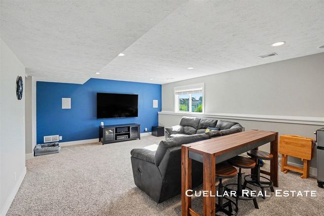 250 Ira Spring Road, Holland, MI 49423