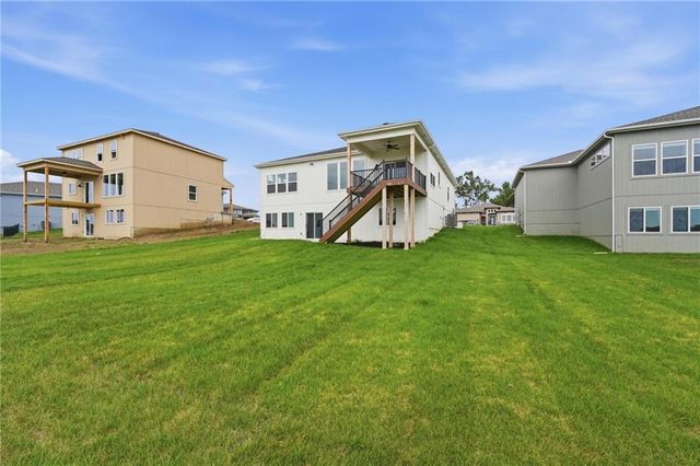 1925 SW Hightown Drive, Lee's Summit, MO 64082