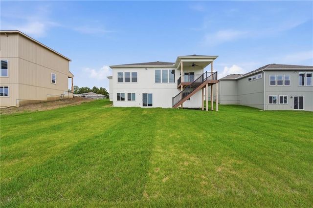 1925 SW Hightown Drive, Lee's Summit, MO 64082