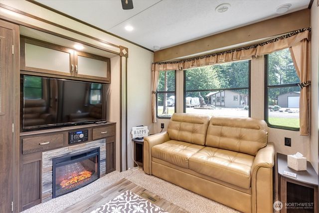 304 Winston Creek Road #B10L3, Mossyrock, WA 98564