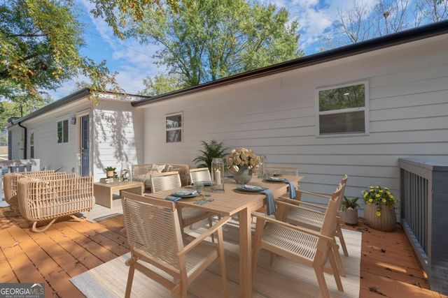 2624 NW Peyton Road, Atlanta, GA 30318