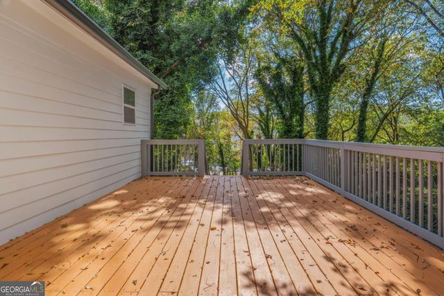 2624 NW Peyton Road, Atlanta, GA 30318