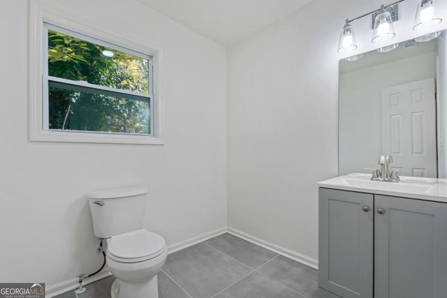 2624 NW Peyton Road, Atlanta, GA 30318