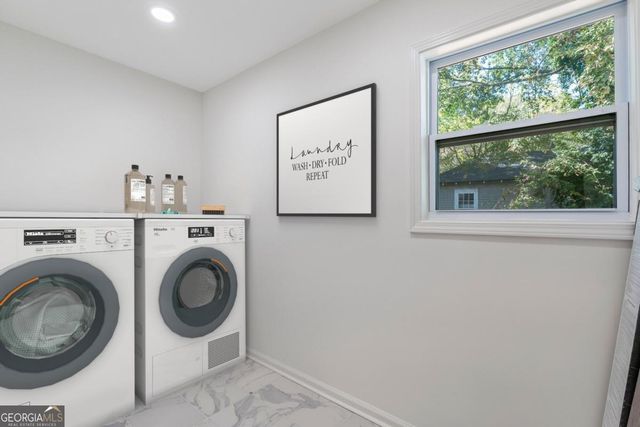 2624 NW Peyton Road, Atlanta, GA 30318