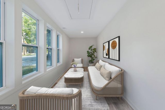 2624 NW Peyton Road, Atlanta, GA 30318